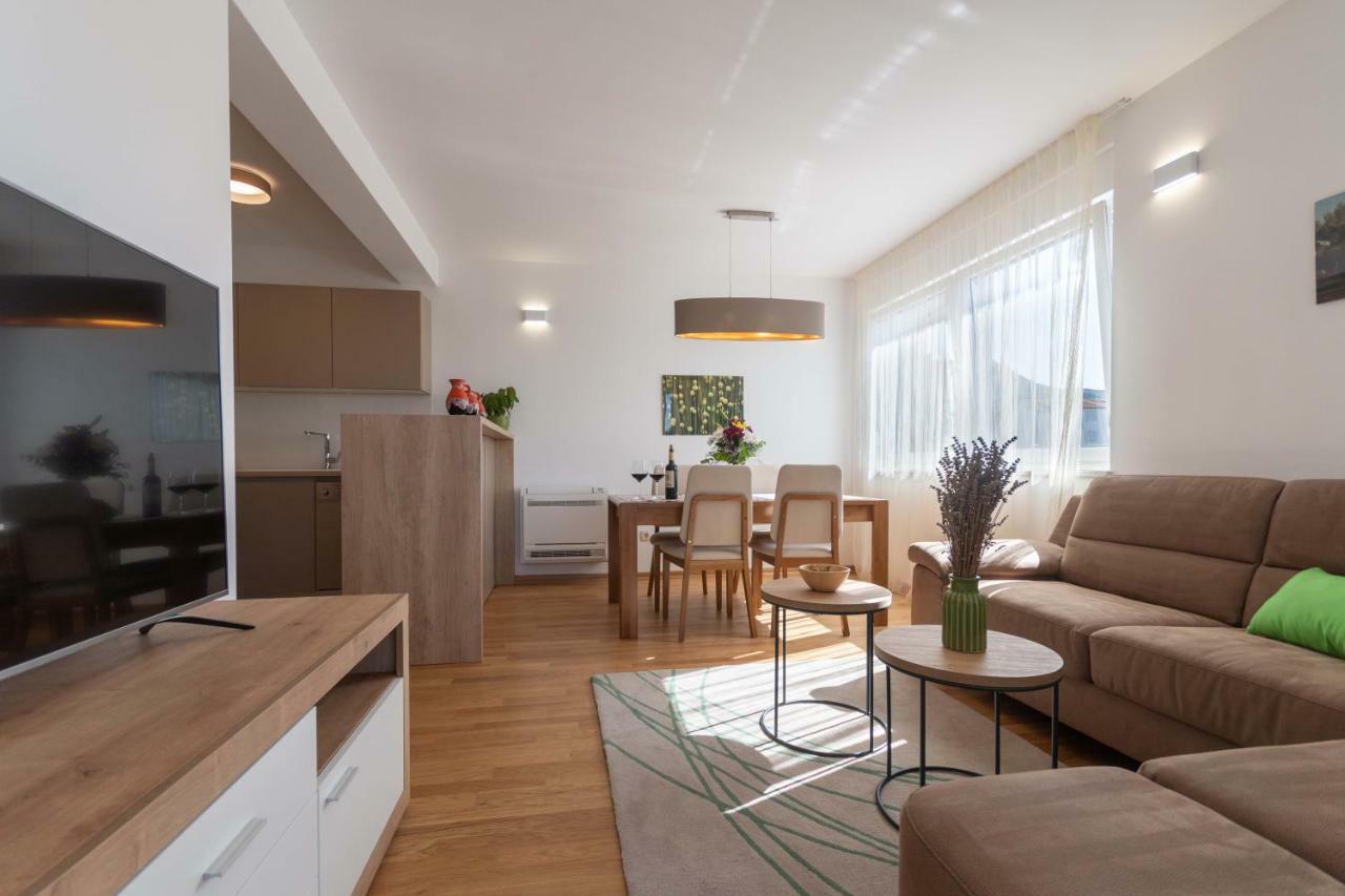 Apartment House Ivan John Podstrana Dış mekan fotoğraf